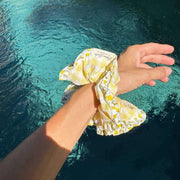 Moon Nude Buttercup Scrunchie - Yellow/White