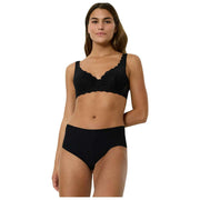 Triumph Amourette Wired Padded Lace Bra - Black
